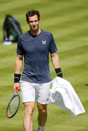 Sport Bilder des Tages Mandatory Credit: Photo by Ella Ling BPI Shutterstock (12071105b) Andy Murray of Great Britain in action during practice Cinch Championships, Practice, Tennis, Queens Club, London, UK - 13 June 2021 EDITORIAL USE ONLY No use with unauthorised audio, video, data, fixture lists, club league logos or live services. Online in-match use limited to 120 images, no video emulation. No use in betting, games or single club league player publications. Cinch Championships, Practice, Tennis, Queens Club, London, UK - 13 June 2021 EDITORIAL USE ONLY No use with unauthorised audio, video, data, fixture lists, club league logos or live services. Online in-match use limited to 120 images, no video emulation. No use in betting, games or single club league player publications. Copyright: xEllaxLing BPI Shutterstockx 12071105b