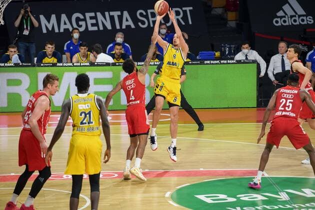 Basketball, BBL, 20210613, FC Bayern München Alba Berlin In the picture Marcus ERIKSSON Alba Berlin, 8 throw Munich Audi Dome Bayern Germany Copyright: Passion2Press MarkusxFischerx