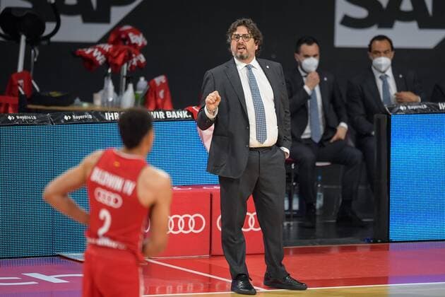 Basketball, BBL, 20210613, FC Bayern Munich Alba Berlin In the picture Head Coach of FC Bayern Munich Andrea TRINCHIERI discusses with Wade BALDWIN FC Bayern Munich, 2 Munich Audi Dome Bayern Germany Copyright: Passion2Press MarkusxFischerx