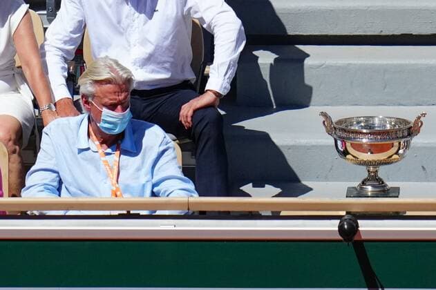 Mandatory Credit: Photo by Javier Garcia BPI Shutterstock (12058233ck) Bjorn Borg next to The Musketeers Trophy French Open Tennis, Day Fifteen, Roland Garros, Paris, France - 13 Jun 2021 French Open Tennis, Day Fifteen, Roland Garros, Paris, France - 13 Jun 2021  Copyright: xJavierxGarcia BPI Shutterstockx 12058233ck
