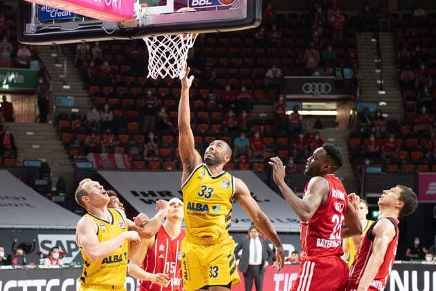 Jayson Granger 33 Alba Berlin , JaJuan Johnson 25 FC Bayern , FC Bayern Basketball vs Alba Berlin, BBL Playoffs, Final, 13 06 2021 Muenchen Bayern Germany Copyright: xkolbert-press UlrichxGamelx