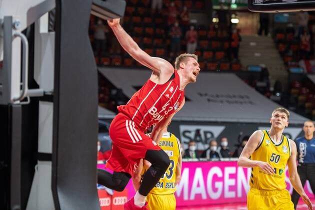 Leon Radosevic 43 FC Bayern , Ben Lammers 50 Alba Berlin , FC Bayern Basketball vs Alba Berlin, BBL Playoffs, Final, 13 06 2021 Muenchen Bayern Germany Copyright: xkolbert-press UlrichxGamelx