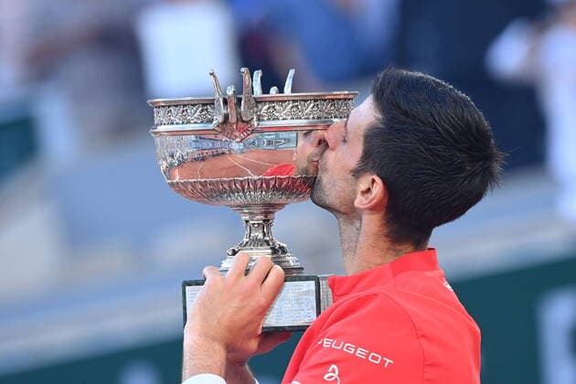 Tennis : Roland Garros 2021 - France - Finale simple Messieurs - Djokovic - Serbie - gagne le tournois Tennis : Roland Garros 2021 - France - 13 06 2021 chryslenecaillaud Panoramic 