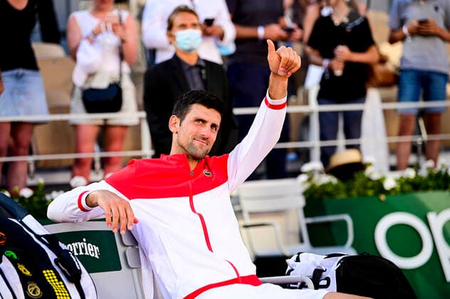 joie de Novak Djokovic (srb) TENNIS : Internationaux de France Roland Garros 2021 - Finale Hommes - Paris - 13 06 2021 JBAutissier Panoramic 