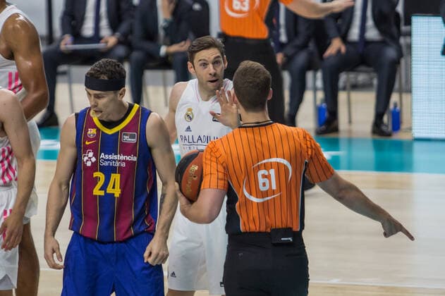 Spain: Real Madrid - FC Barcelona, Barca Kyle Kuric (left) and Fabien Causeur (right) during FC Barccelona victory over Real Madrid (75 - 89) in Liga Endesa finals series (game 1) celebrated in Madrid (Spain) at Wizink Center. June 13th 2021. Madrid Madrid Spain WiZink Center Copyright: JuanxCarlosxGarcíaxMate