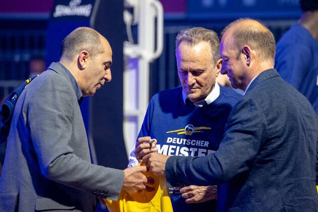 Success trio ALBA Berlins sports director Hlmar OJEDA , coach Aito Alejandro GARCIA RENESES and manager Marco BALDI B Basketball, Bayern Berlin, BBL playoff, final, 4 game, 2020 2021 season, on 13 6 2021 in Munich, A U D I D O M E, Germany Source Copyright Credit Oryk HAIST xx