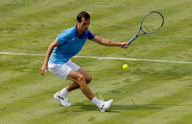 Mandatory Credit: Photo by Ella Ling BPI Shutterstock (12071591ay) Albert Ramos-Vinolas of Spain in action Cinch Championships, Day One, Tennis, Queens Club, London, UK - 14 June 2021 EDITORIAL USE ONLY No use with unauthorised audio, video, data, fixture lists, club league logos or live services. Online in-match use limited to 120 images, no video emulation. No use in betting, games or single club league player publications. Cinch Championships, Day One, Tennis, Queens Club, London, UK - 14 June 2021 EDITORIAL USE ONLY No use with unauthorised audio, video, data, fixture lists, club league logos or live services. Online in-match use limited to 120 images, no video emulation. No use in betting, games or single club league player publications. Copyright: xEllaxLing BPI Shutterstockx 12071591ay