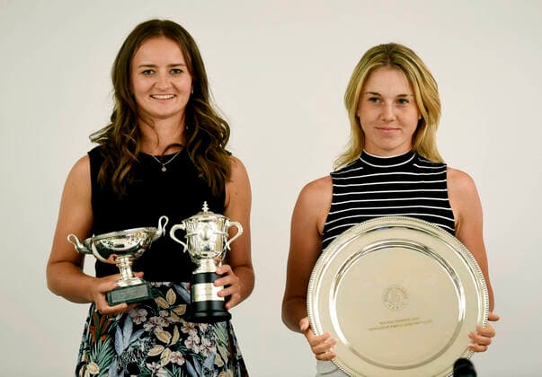 The winner of singles and doubles of the Roland Garros major tennis tournament Barbora Krejcikova, left, and junior champion of the French Open Linda Noskova showed their trophies on June 14, 2021, in Prague, Czech Republic, during a press conference, PK, Pressekonferenz of the Czech Tennis Association. (CTKxPhoto MichaelaxRihova) CTKPhotoP2021061407853  mir 1