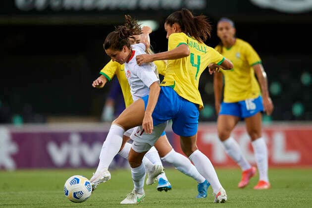 Brazil v Canada - Women s International Friendly, Länderspiel, Nationalmannschaft Jessie Fleming of Canada and Rafaelle Souza of Brazil competes for the ball during the Women s International Friendly match between Brazil and Canada at Estadio Cartagonova on June 14, 2021 in Cartagena, Cartagena Murcia Spain breton-brazilvc210614_npW7s  Copyright: xJosexBretonx