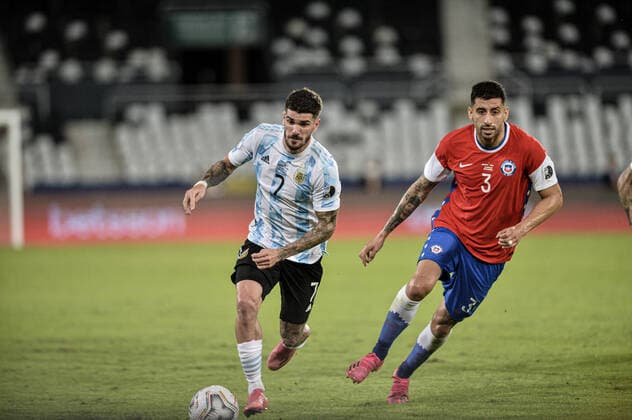 Football, Copa America, Argentina - Chile