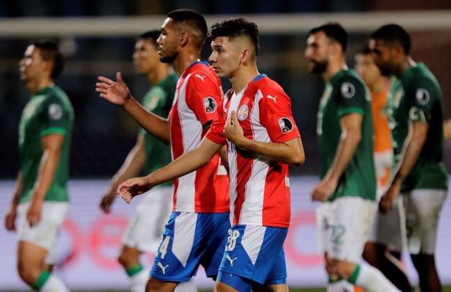 Paraguay s and Bolivia s players exit the pitch after the end of a match for the Copa America at the Pedro Ludovico Teixeira Olympic Stadium, in Goiania, Brazil, 14 June 2021. Paraguay - Bolivia !ACHTUNG: NUR REDAKTIONELLE NUTZUNG!  Copyright: xJoedsonxAlvesx AMDEP4254 20210615-637593276961016034