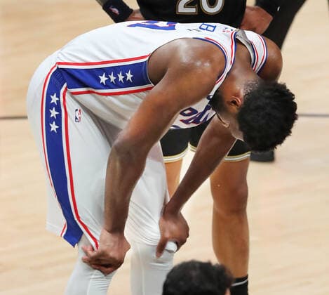 June 14, 2021, Atlanta, GA, USA: Philadelphia 76ers center Joel Embiid reacts to fouling Atlanta Hawks guard Trae Young in the final minutes of a 103-100 Hawks victory in game 4 of their NBA, Basketball Herren, USA Eastern Conference semifinals series on Monday, JunE 14, 2021, in Atlanta. Atlanta USA - ZUMAm67_ 0121512623st Copyright: xCurtisxComptonx