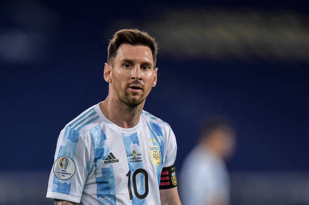 Argentina v Chile: Group A - Copa America Brazil 2021 Messi Argentina player during a match against Chile at the Engenhao stadium for the Copa AmÃ rica 2021, on June 14, 2021 in Rio de Janeiro, Brazil. Rio De Janeiro Brazil ribeiro-notitle210614_nppG4  Copyright: xThiagoxRibeirox