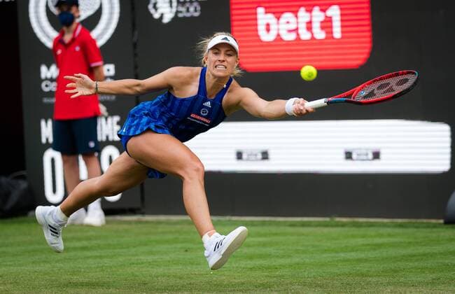 Mandatory Credit: Photo by Rob Prange Shutterstock (12072931cu) Angelique Kerber of Germany in action during her first-round match at the 2021 bett1open WTA, Tennis Damen 500 tennis tournament bett1open Tournament, Tennis, Berlin, Germany - 15 Jun 2021 bett1open Tournament, Tennis, Berlin, Germany - 15 Jun 2021  Copyright: xRobxPrange Shutterstockx 12072931cu