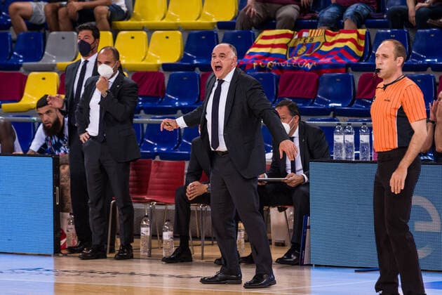 June 15, 2021, Barcelona, Barcelona, Spain: Pablo Laso, Head coach of Real Madrid gestures during the Liga Endesa ACB Playoff final game 2 match between FC Barcelona, Barca and Real Madrid at Palau Blaugrana on June 15, 2021 in Barcelona, Spain. Barcelona Spain - ZUMAa181 20210615_zaa_a181_249 Copyright: xJavierxBorregox