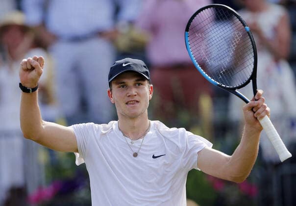 Mandatory Credit: Photo by Ella Ling BPI Shutterstock (12084430bc) Jack Draper of Great Britain celebrates Cinch Championships, Day Three, Tennis, Queens Club, London, UK - 16 June 2021 EDITORIAL USE ONLY No use with unauthorised audio, video, data, fixture lists, club league logos or live services. Online in-match use limited to 120 images, no video emulation. No use in betting, games or single club league player publications. Cinch Championships, Day Three, Tennis, Queens Club, London, UK - 16 June 2021 EDITORIAL USE ONLY No use with unauthorised audio, video, data, fixture lists, club league logos or live services. Online in-match use limited to 120 images, no video emulation. No use in betting, games or single club league player publications. Copyright: xEllaxLing BPI Shutterstockx 12084430bc