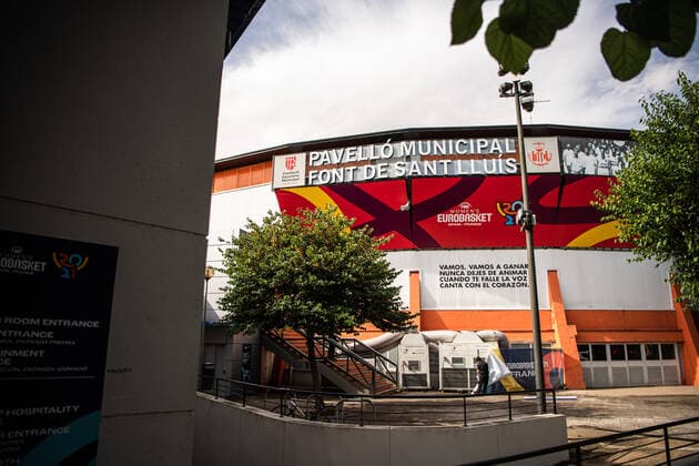 210617 Exterior view over Pavello Municipal Font de San Lluis arena ahead of the FIBA Women s Eurobasket match between Sweden and Slovakia on June 17, 2021 in Valencia Photo Maxim ThorÃ BILDBYRAN kod MT MT0187 basket basketball national team fiba women s eurobasket basket em sverige sweden slovakien slovakia dam bbeng dag 1 day 1 interior genre,  Copyright: MAXIMxTHORE BB210617MT002