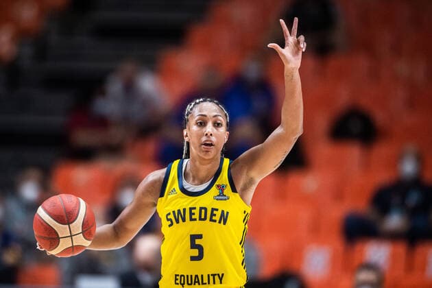 210617 Kalis Loyd of Sweden during of the FIBA Women s Eurobasket match between Sweden and Slovakia on June 17, 2021 in Valencia Photo Maxim ThorÃ BILDBYRAN kod MT MT0187 basket basketball national team fiba women s eurobasket basket em sverige sweden slovakien slovakia dam bbeng dag 1 day 1,  Copyright: MAXIMxTHORE BB210617MT081