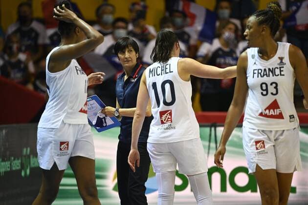 STRASBOURG, FRANCE - JUNE 17: Valerie Garnier head coach of France pictured during FIBA Women s Eurobasket match between France and Croatia on JUNE 17, 2021 in Strasbourg, France,17 06 2021 BASKET BALL FEMIMIN : France vs Croatie - FIBA Women s Eurobasket - Strasbourg - 17 06 2021 PhilippeCrochet Panoramic 