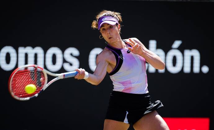 Mandatory Credit: Photo by Rob Prange Shutterstock (12072940ba) Alize Cornet of France in action during the quarter-final of the 2021 bett1open WTA, Tennis Damen 500 tennis tournament bett1open Tournament, Tennis, Berlin, Germany - 18 Jun 2021 bett1open Tournament, Tennis, Berlin, Germany - 18 Jun 2021  Copyright: xRobxPrange Shutterstockx 12072940ba