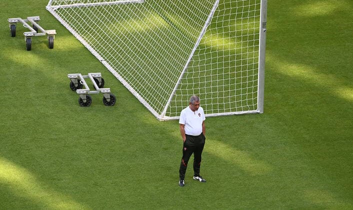 Fussball, Herren, Saison 2020 21, Euro 2020, Abschlusstraining von Portugal in der Allianz Arena München vor dem Gruppenspiel Portugal - Deutschland, Trainer Fernando Santos (Portugal), 18.06. 2021, Copyright: xMatthiasxKochx