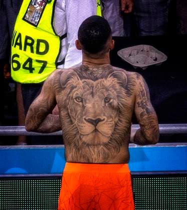Löwenkopf Tätowierung von Memphis Depay (Niederlande) Niederlande - Österreich Amsterdam, 17.06.2021, Fussball, Saison 2020 21 Foto: Moritz Müller *** Lion head tattoo of Memphis Depay Netherlands Austria Amsterdam, 17 06 2021, football, season 2020 21 photo Moritz Müller
