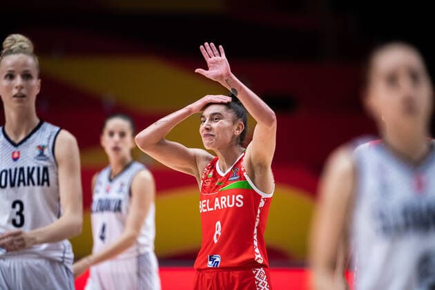 210617 Tatsiana Likhtarovich of Belarus reacts during the FIBA Women s Eurobasket match between Slovakia and Belarus on June 17, 2021 in Valencia Photo Maxim ThorÃ BILDBYRAN kod MT MT0188 basket basketball national team fiba women s eurobasket basket em slovakien belarus slovakia vitryssland dam bbeng,  Copyright: MAXIMxTHORE BB210617MT119