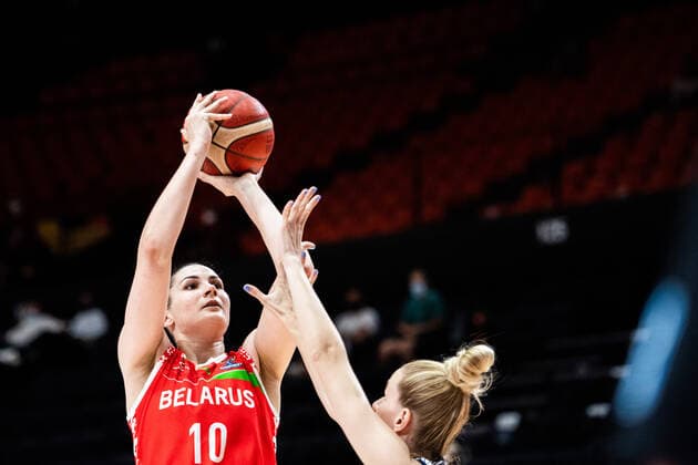 210618 Anastasiya Verameyenka of Belarus during the FIBA Women s Eurobasket match between Slovakia and Belarus on June 18, 2021 in Valencia Photo Maxim ThorÃ BILDBYRAN kod MT MT0188 basketball basketball national team fiba women s eurobasket basket em slovakien belarus slovakia vitryssland dam bbeng,  Copyright: MAXIMxTHORE BB210618MT003