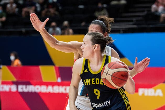 210618 Elin Eldebrink of Sweden during the FIBA Women s Eurobasket match between Spain and Sweden on June 18, 2021 in Valencia Photo Maxim ThorÃ BILDBYRAN kod MT MT0189 basket basketball national team fiba women s eurobasket basket em spanien spain sverige sweden dam bbeng dag 2,  Copyright: MAXIMxTHORE BB210618MT069