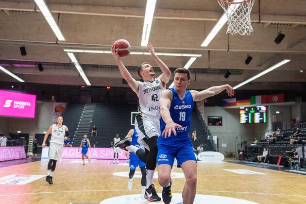 Basketball Hamburg 18 06 2021 Supercup National Team Germany GER Czech Republic CZE Andreas Obst Germany, No 42 Ondrej Sehnal Czech Republic, No 19
