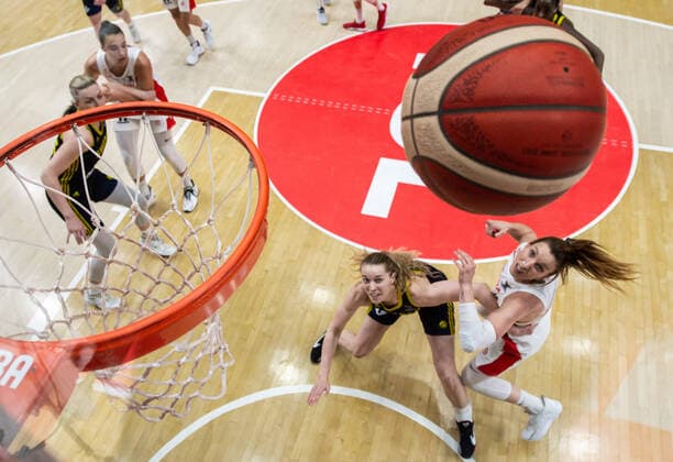 210618 Ellen Nyström of Sweden during the FIBA Women s Eurobasket match between Spain and Sweden on June 18, 2021 in Valencia Photo Maxim ThorÃ BILDBYRAN kod MT MT0189 basket basketball national team fiba women s eurobasket basket em spain spain sverige sweden dam bbeng dag 2 depp,  Copyright: MAXIMxTHORE BB210618MT102