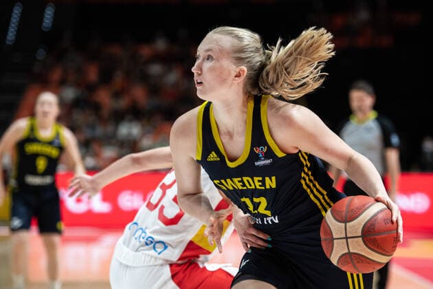 210618 Matilda Ekh of Sweden during the FIBA Women s Eurobasket match between Spain and Sweden on June 18, 2021 in Valencia Photo Maxim ThorÃ BILDBYRAN kod MT MT0189 basket basketball national team fiba women s eurobasket basket em spanien spain sverige sweden dam bbeng dag 2,  Copyright: MAXIMxTHORE BB210618MT115