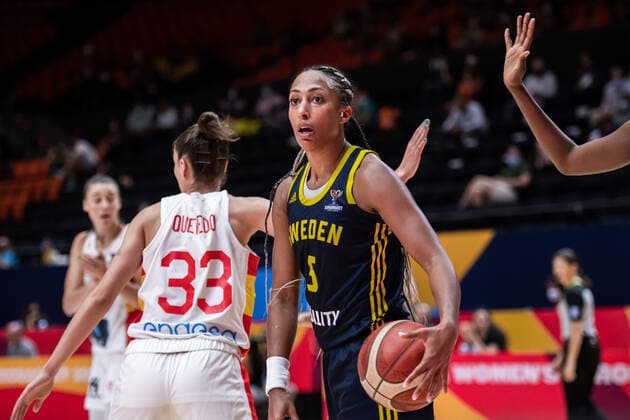 210618 Kalis Loyd of Sweden during the FIBA Women s Eurobasket match between Spain and Sweden on June 18, 2021 in Valencia Photo Maxim ThorÃ BILDBYRAN kod MT MT0189 basket basketball national team fiba women s eurobasket basket em spanien spain sverige sweden dam bbeng dag 2,  Copyright: MAXIMxTHORE BB210618MT151