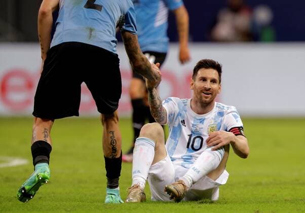 Argentina’s Lionel Messi in action during a match for Group A of the Copa America at the Mane Garrincha Stadium in Brasilia, Brazil, 18 June 2021. Argentina - Uruguay !ACHTUNG: NUR REDAKTIONELLE NUTZUNG!  Copyright: xJoedsonxAlvesx AME6728 20210619-637596698154819860