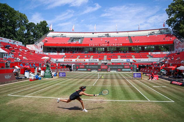 In the picture Belinda BENCIC SUI at the serve or return in the Steffi Graf Stadium against AlizÃ CORNET FRA bett1open 2021, Berlin, LTTC Rot Weiß Steffi Graf Stadion, 19 06 2021,