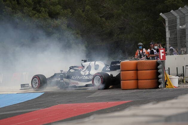 FORMULA 1 EMIRATES GRAND PRIX DE FRANCE 2021 19 06 2021, Circuit Paul Ricard, Le Castellet, FORMULA 1 EMIRATES GRAND PRIX DE FRANCE 2021 , in the picture Yuki Tsunoda JPN 22 , Scuderia AlphaTauri Honda crashes into the track barrier nordphotoxGmbHx xBratic nph00250