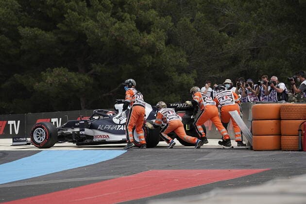 FORMULA 1 EMIRATES GRAND PRIX DE FRANCE 2021 19 06 2021, Circuit Paul Ricard, Le Castellet, FORMULA 1 EMIRATES GRAND PRIX DE FRANCE 2021 , in the picture Yuki Tsunoda JPN 22 , Scuderia AlphaTauri Honda crashes into the track barrier nordphotoxGmbHx xBratic nph00250