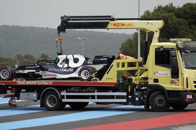 FORMULA 1 EMIRATES GRAND PRIX DE FRANCE 2021 19 06 2021, Circuit Paul Ricard, Le Castellet, FORMULA 1 EMIRATES GRAND PRIX DE FRANCE 2021 , in the picture Yuki Tsunoda JPN 22 , Scuderia AlphaTauri Honda crashes into the track barrier nordphotoxGmbHx xBratic nph00250