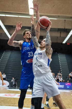 Basketball Hamburg 19 06 2021 Supercup National Team Czech Republic CZE Italy ITA Patrick Auda Czech Republic, No 01 Achille Polonara Italy, No 33