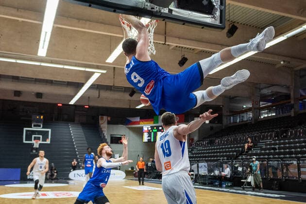 Basketball Hamburg 19 06 2021 Supercup National Team Czech Republic CZE Italy ITA Nicolo Melli Italy, No 09 Ondrej Sehnal Czech Republic, No 19