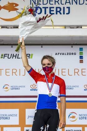 WIJSTER Winner Amy Pieters on the podium after the Dutch National Cycling Championships for women professionals on and around the VAM mountain ANP VINCENT JANNINK Wijster xVIxHollandsexHoogtex xxANPxIVx 432765377
