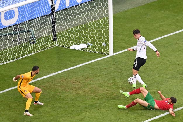 Football, Men, 2020 21 season, Euro 2020, Group F 2 matchday in Munich, Portugal Germany, Kai Havertz Germany scores the goal to 1 3 against goalkeeper Rui Patricio Portugal and Ruben Dias Portugal , 19 06 2021, Copyright: xMatthiasxKochx