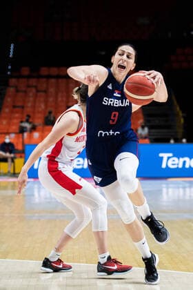 210620 Jelena Brooks of Serbia during the FIBA Women s Eurobasket match between Montenegro and Serbia on June 20, 2021 in Valencia Photo Maxim ThorÃ BILDBYRAN kod MT MT0191 basket basketball national team fiba women s eurobasket basket em Montenegro Serbien serbia dam bbeng dag 4,  Copyright: MAXIMxTHORE BB210620MT022