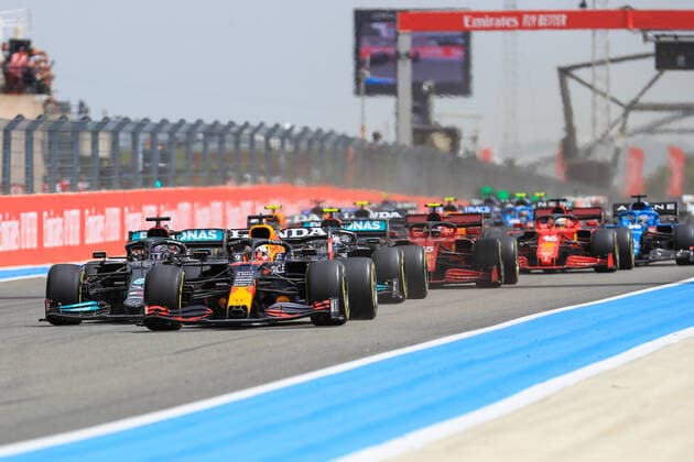 FORMULA 1 FRENCH GRAND PRIX, 20 06 2021 Circuit Paul Ricard, Le Castellet, France on 20 June 2021 Max Verstappen (NED), Red Bull Racing RB16B leads the start during the Formula 1 Emirates Grand Prix De France 2021 Editorial Use Only Copyright: xPhilxDuncanx ESM-0022-0055