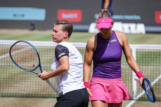 In the picture Demi SCHUURS NED and Nicole MELICHAR USA doubles final, bett1open 2021, Berlin, LTTC Rot Weiß Steffi Graf Stadion, 20 06 2021,