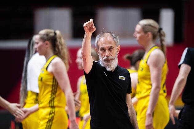 210620 head coach Marco Crespi of Sweden after the FIBA Women s Eurobasket match between Sweden and Belarus on June 20, 2021 in Valencia Photo Maxim ThorÃ BILDBYRAN kod MT MT0192 basket basketball national team fiba women s eurobasket basket em sverige sweden belarus vitryssland dam bbeng dag 4,  Copyright: MAXIMxTHORE BB210620MT075