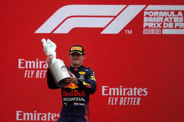 F1 Grand Prix of France Max Verstappen of Netherlands and the (33) Red Bull Racing lifts the trophy after winning the F1 Grand Prix of France at Circuit Paul Ricard on June 27, 2021 in Le Castellet, France. Le Castellet France breton-f1grandp210620_npURj  Copyright: xJosexBretonx