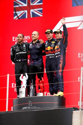 44 Lewis Hamilton GBR, Mercedes AMG Petronas F1 Team , Gianpiero Lambiase Red Bull Racing , 33 Max Verstappen NED, Red Bull Racing , 11 Sergio Perez MEX, Red Bull Racing , F1 Grand Prix of France at Circuit Paul Ricard on June 20, 2021 in Le Castellet, France Photo by HOCH ZWEI Le Castellet France
