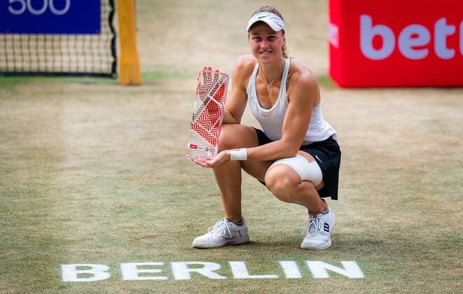 Mandatory Credit: Photo by Rob Prange Shutterstock (12072943ax) Liudmilla Samsonova of Russia with the champions trophy after winning the final of the 2021 bett1open WTA, Tennis Damen 500 tennis tournament bett1open Tournament, Tennis, Berlin, Germany - 20 Jun 2021 bett1open Tournament, Tennis, Berlin, Germany - 20 Jun 2021  Copyright: xRobxPrange Shutterstockx 12072943ax