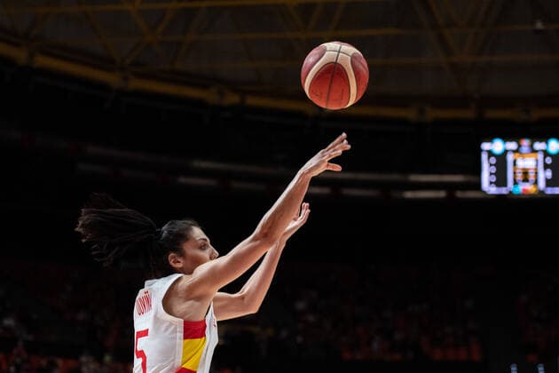 210620 Cristina Ouvina of Spain during the FIBA Women s Eurobasket match between Spain and Slovakia on June 20, 2021 in Valencia Photo Maxim ThorÃ BILDBYRAN kod MT MT0193 basket basketball national team fiba women s eurobasket basket em spanien spain slovakien slovakia dam bbeng dag 4,  Copyright: MAXIMxTHORE BB210620MT161